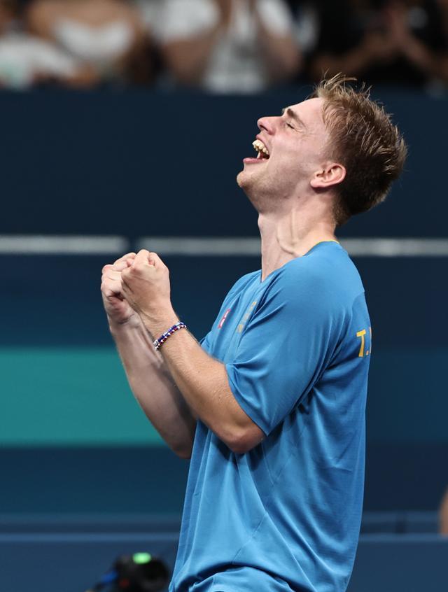 无原则奔走 无原则奔走